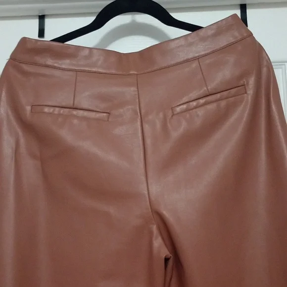 Spring Color Forever 21 Beige Faux Leather Trousers, With Zippper & Pockets New - Picture 8 of 12